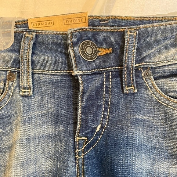 NWT Silver Jeans Co. Tuesday Low  Rise Bootcut Jeans Med Wash Ladies W22/L33 - Picture 9 of 15